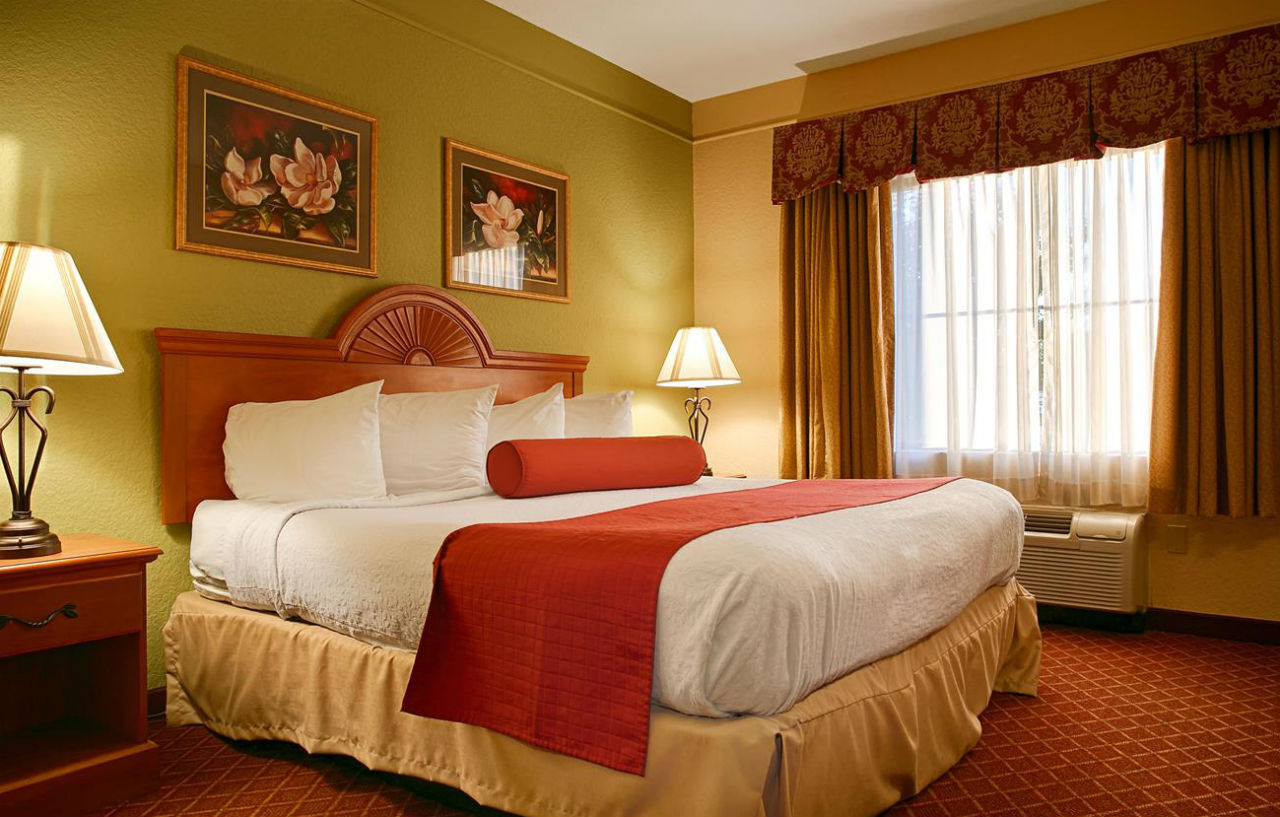 Best Western Plus Strawberry Inn & Suites Knoxville Buitenkant foto