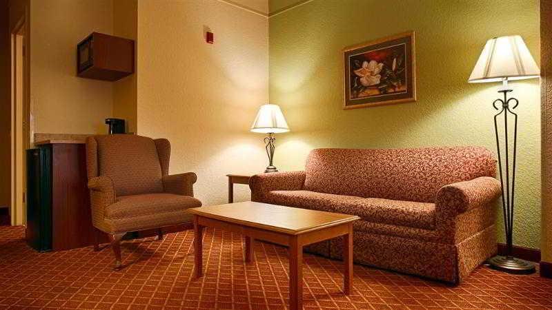 Best Western Plus Strawberry Inn & Suites Knoxville Buitenkant foto